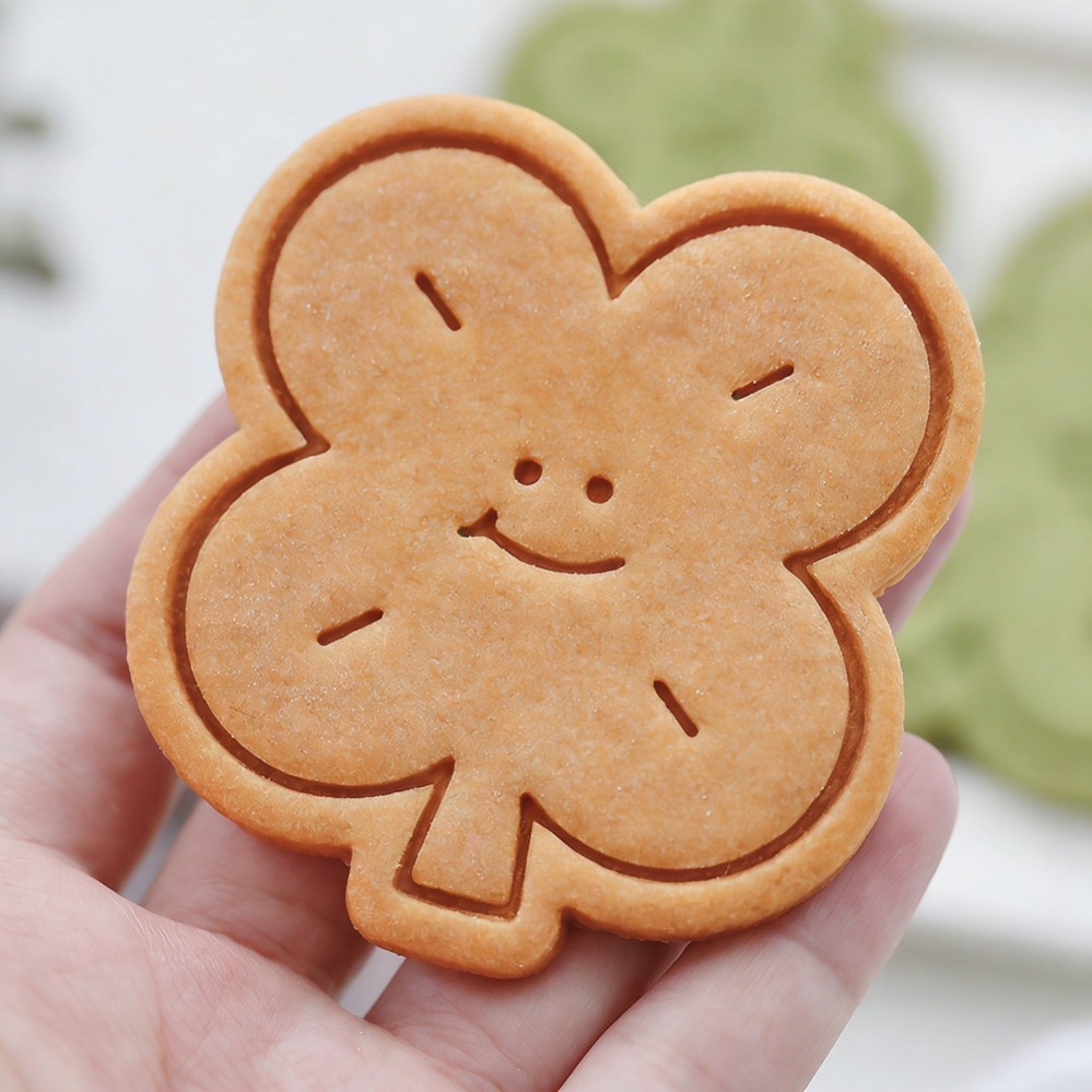 Lucky Four-Leaf Clover Cookie  - Kitchen Equipment For Baking review and price